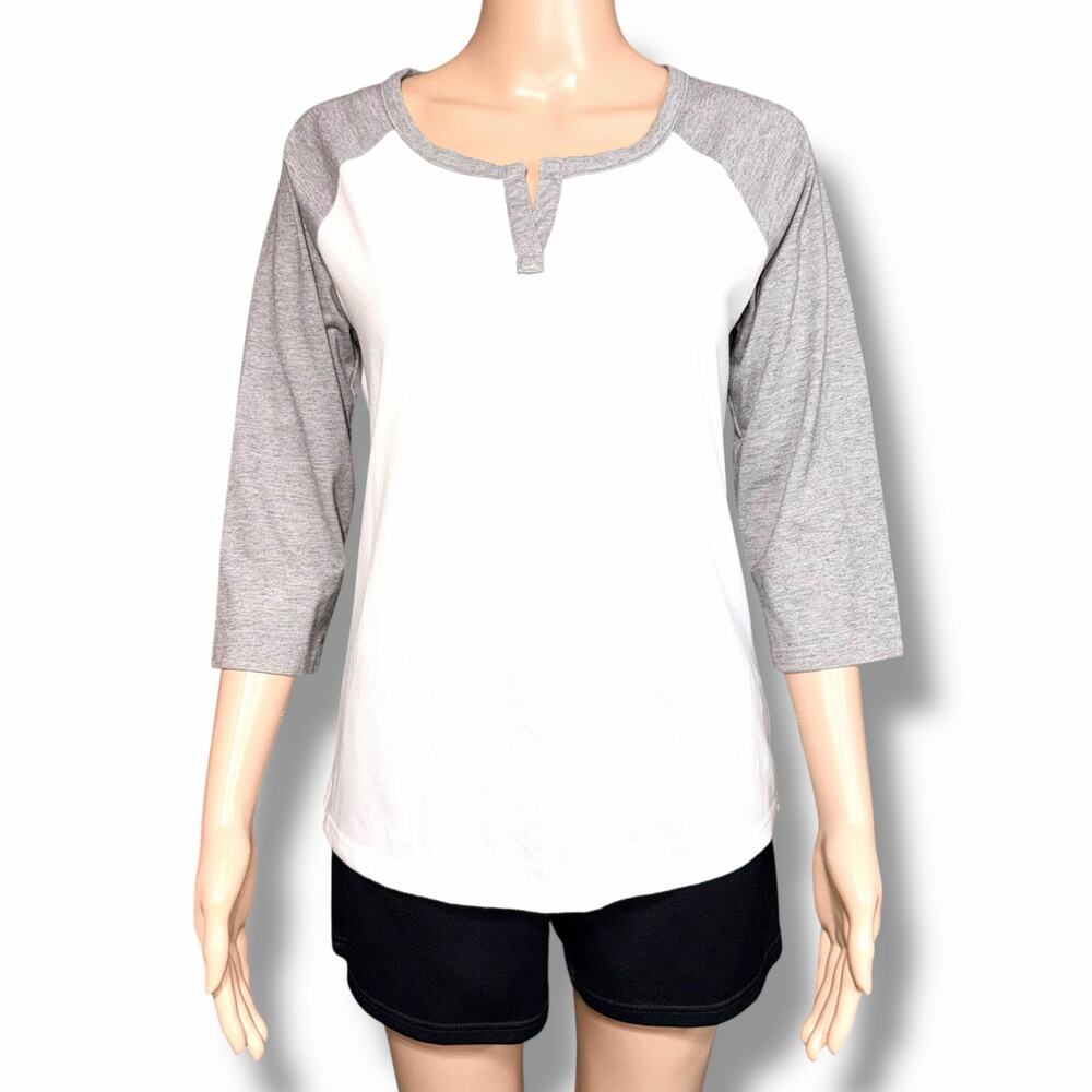 Athletic Works Womens T Shirt Top Sporty Raglan Sleeve Baseball T White Gray Sm